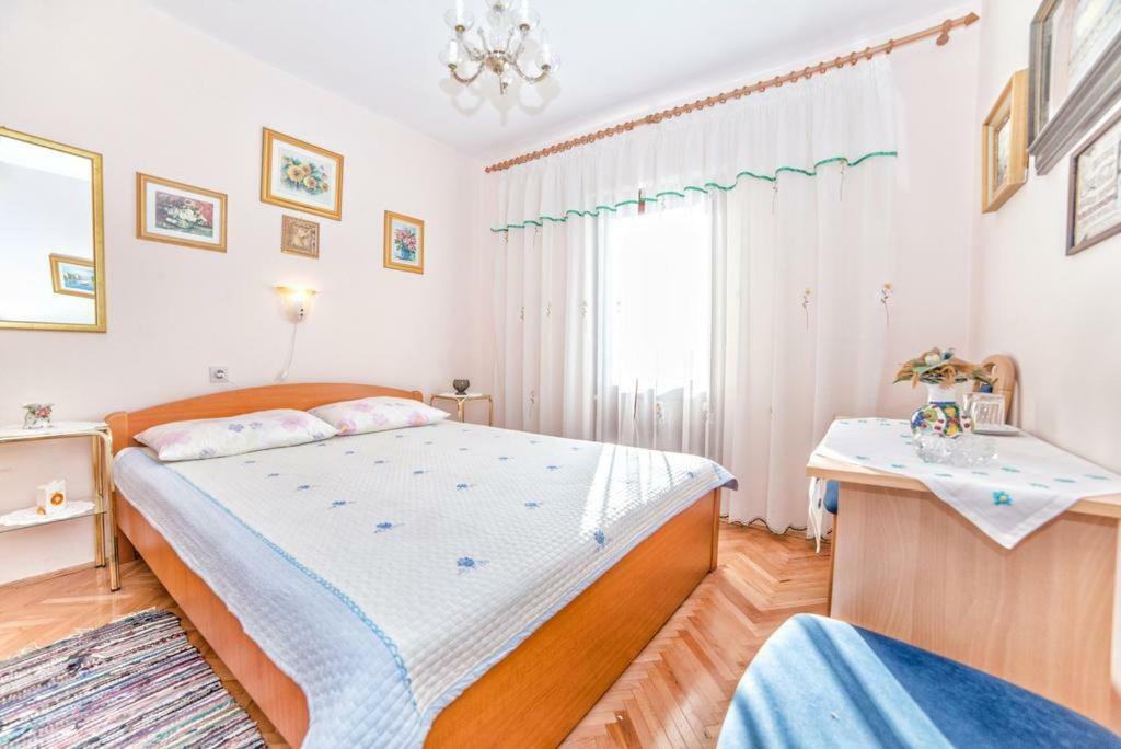 Apartments And Room Rabac 155 Eksteriør bilde
