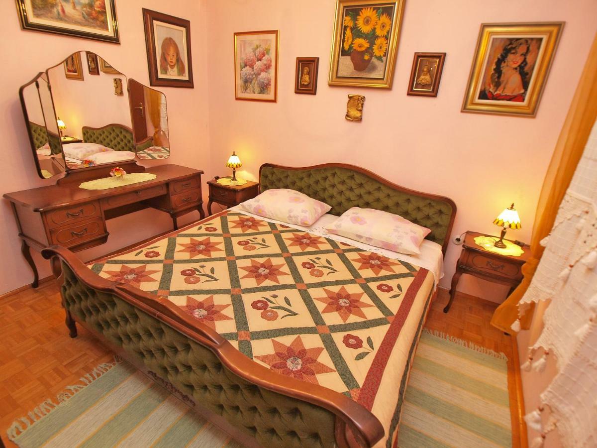 Apartments And Room Rabac 155 Eksteriør bilde